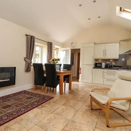 Stable * Burton in Lonsdale