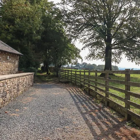 Stable Burton in Lonsdale